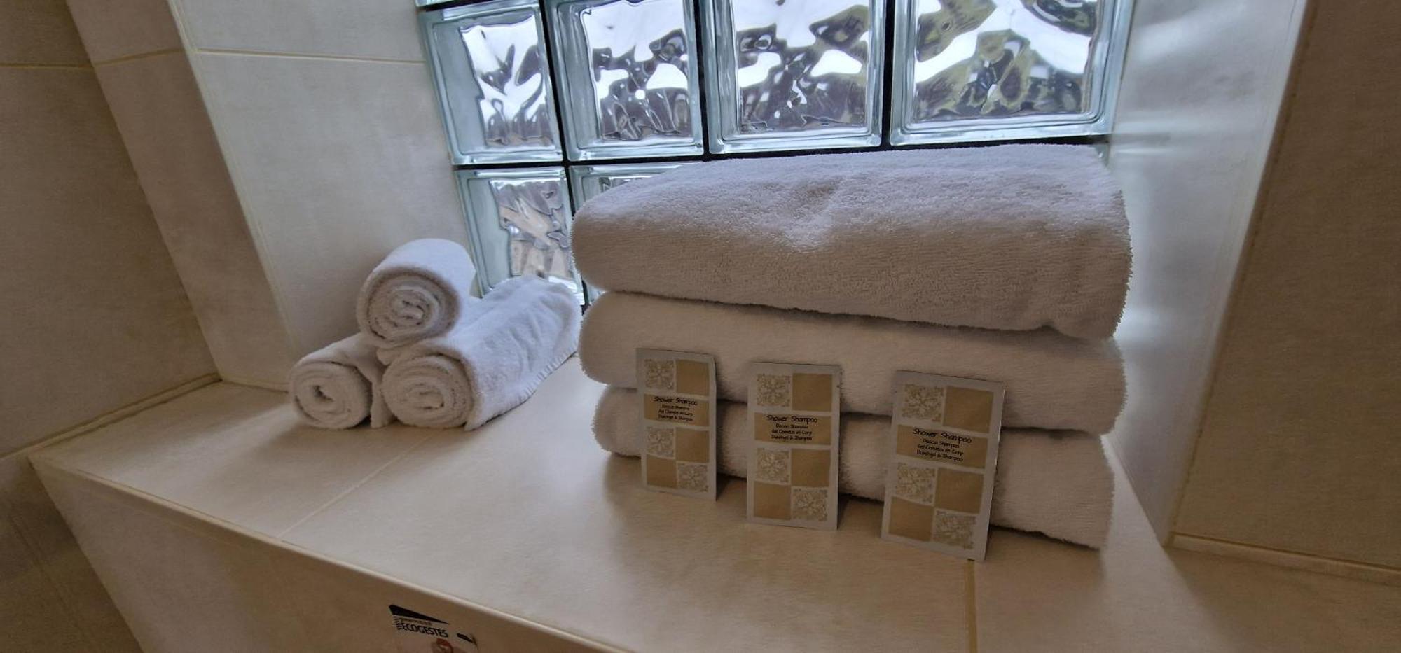 Hotel Le Bellevue Guer 외부 사진