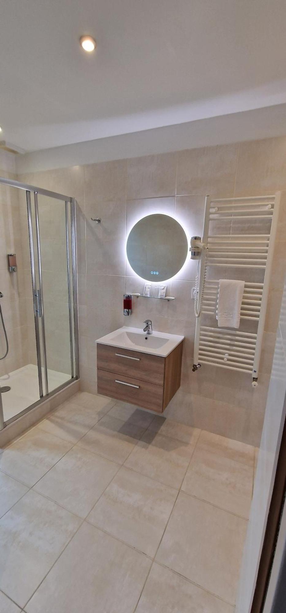 Hotel Le Bellevue Guer 외부 사진