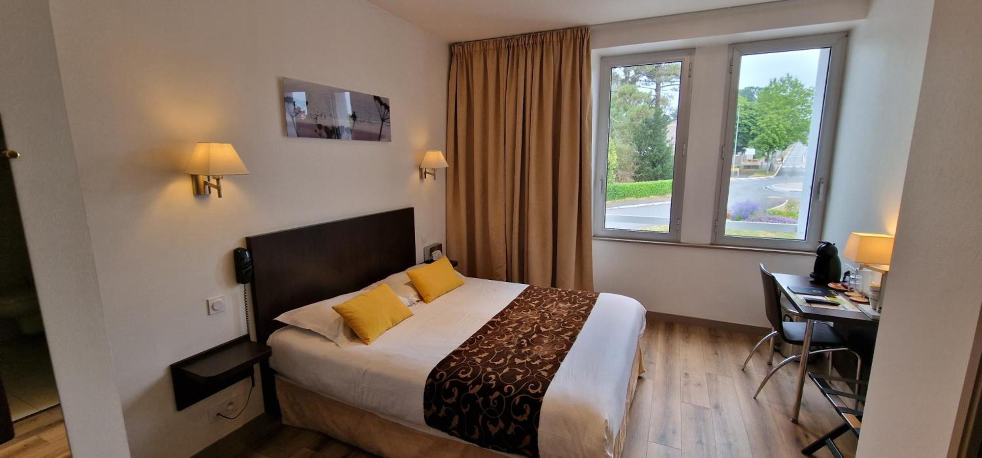 Hotel Le Bellevue Guer 외부 사진