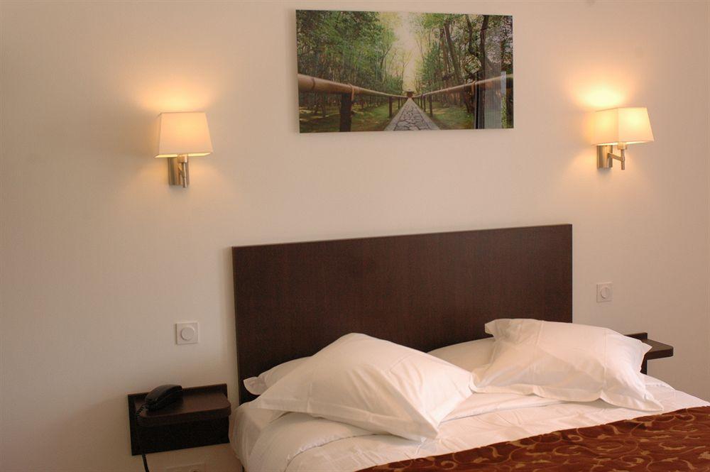 Hotel Le Bellevue Guer 외부 사진