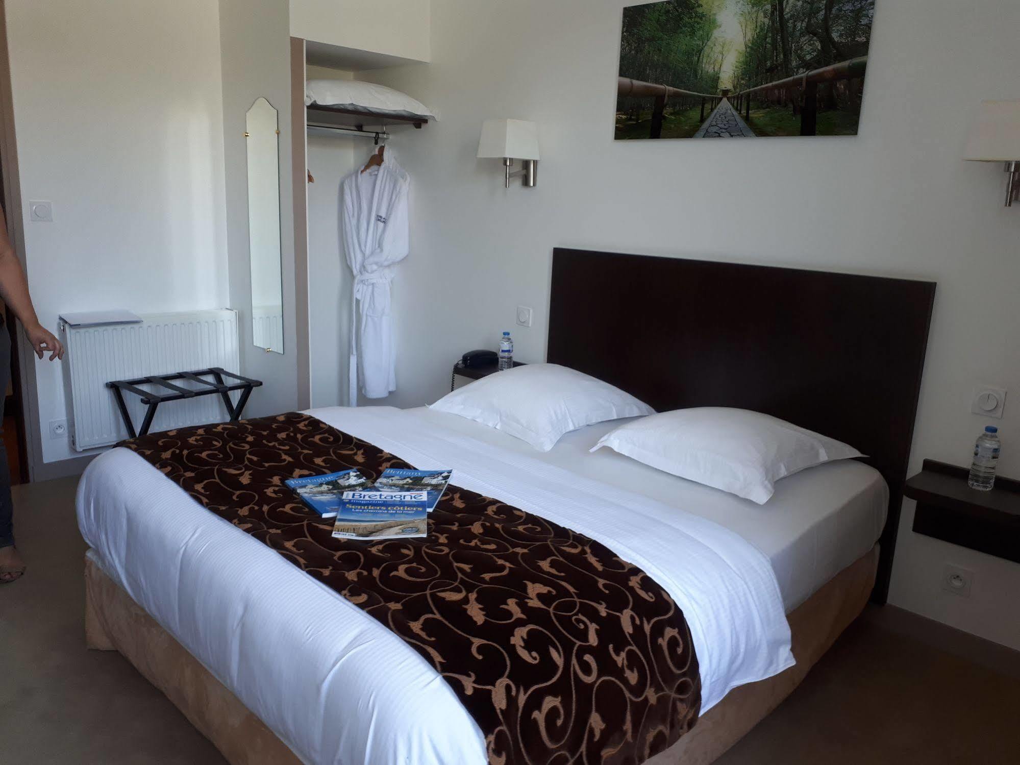 Hotel Le Bellevue Guer 외부 사진