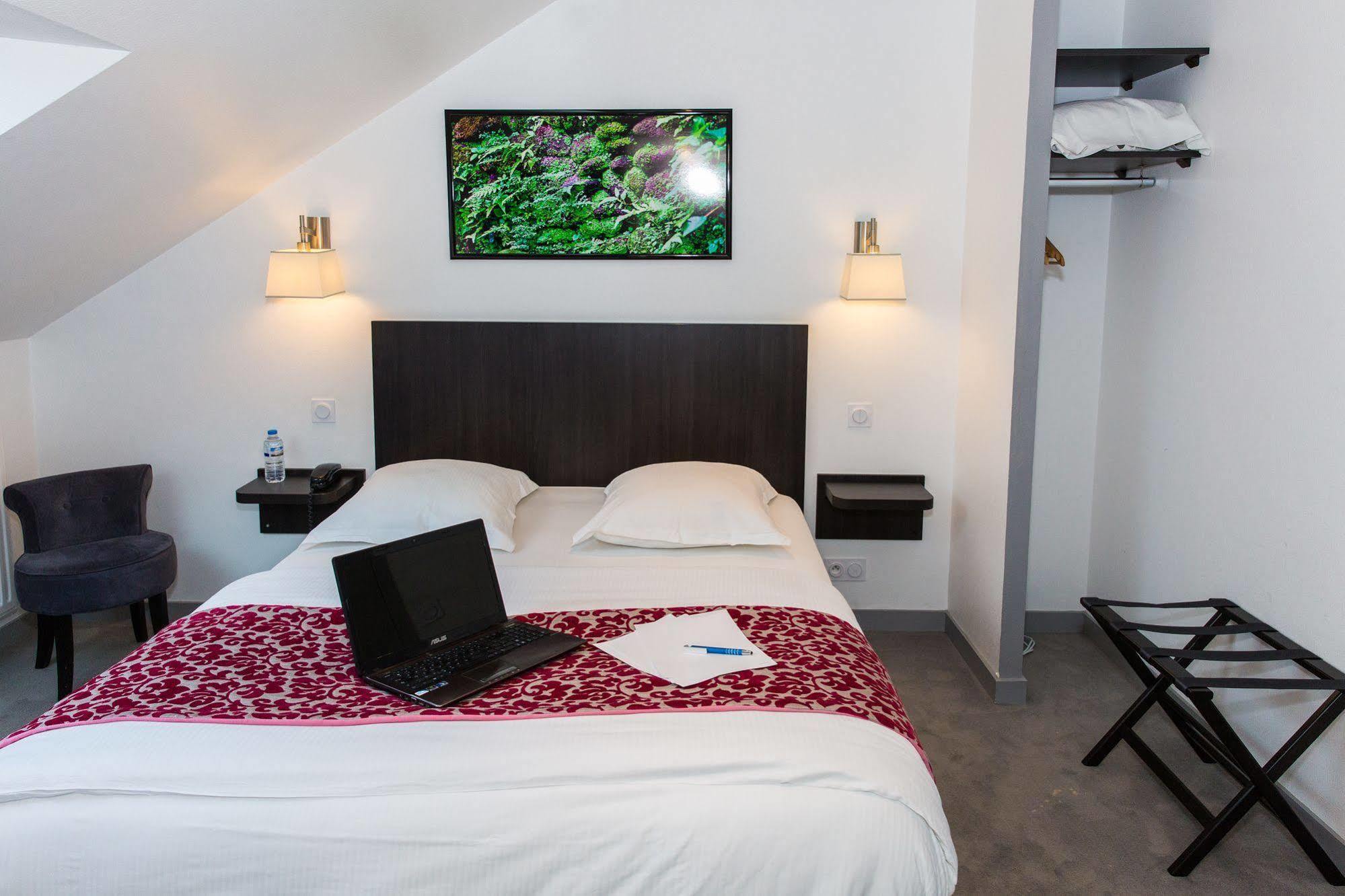Hotel Le Bellevue Guer 외부 사진